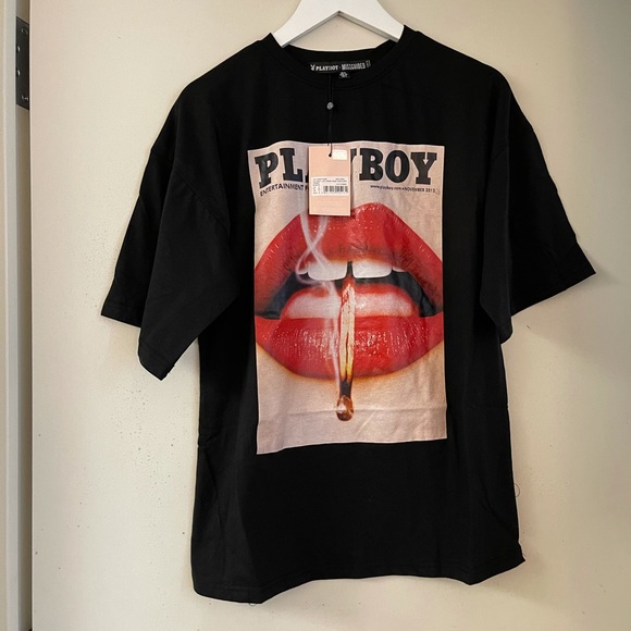 Playboy Black Lips Print T-Shirt - Picture 6 of 6